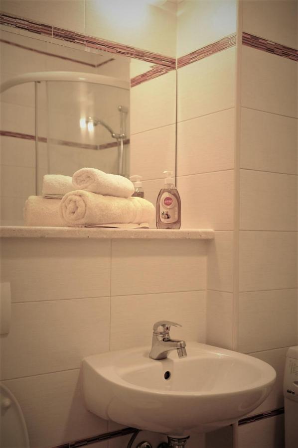 Apartment Mejtas With Free Parking SJJ Extérieur photo